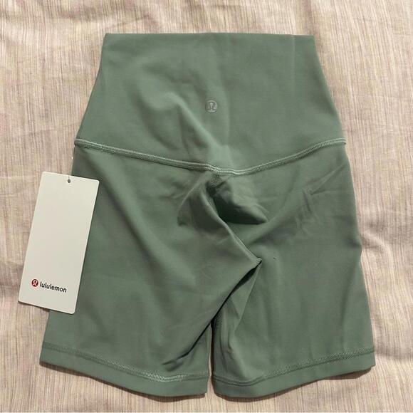 lululemon Athletica Align High-Rise Short 6" - Picture 3 of 3